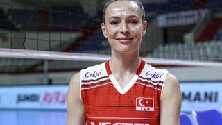 Eda Erdem Dündar tarihe geçti