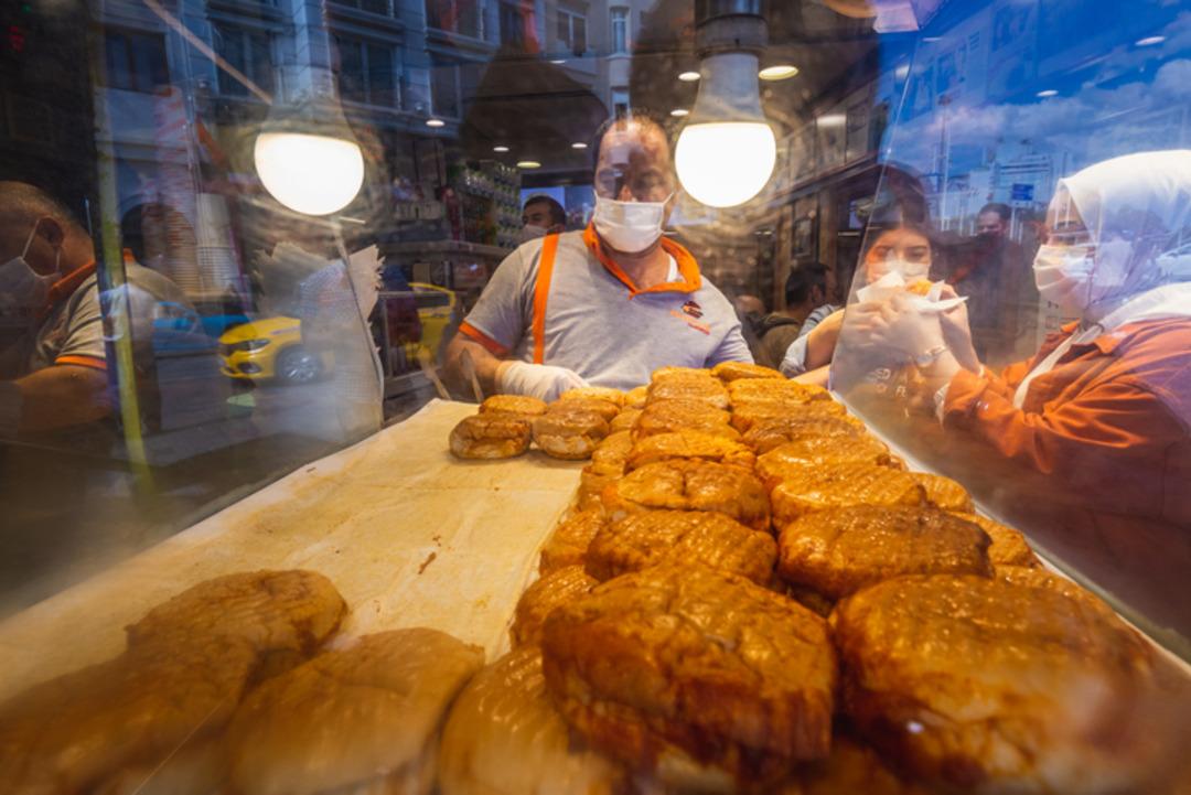 Islak hamburger nasıl yapılır? Islak hamburger malzemeleri neler?