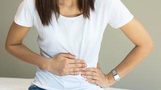 Organ yetmezliğine yol açıyor! Tekrarlayan karın ağrıları FMF habercisi olabilir