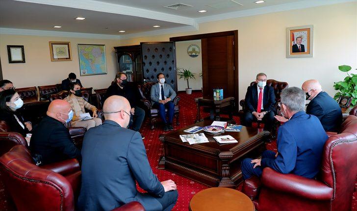 Bulgaristan Kültür Bakanı Minekov, 4 yıl akademisyenlik yaptığı Trakya Üniversitesini ziyaret etti G2