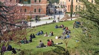 Bilim Kurulu Üyesi İlhan'dan üniversiteler için aşı çadırı önerisi