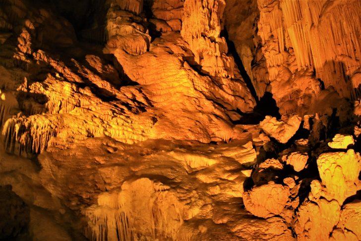 Gilindere Mağarası, buzul çağını yansıtıyor! Görenleri mest ediyor G5