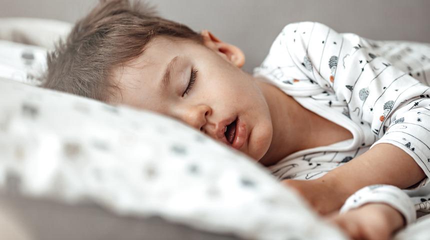 Uyuyan çocuklarda solunum bozuklukları
