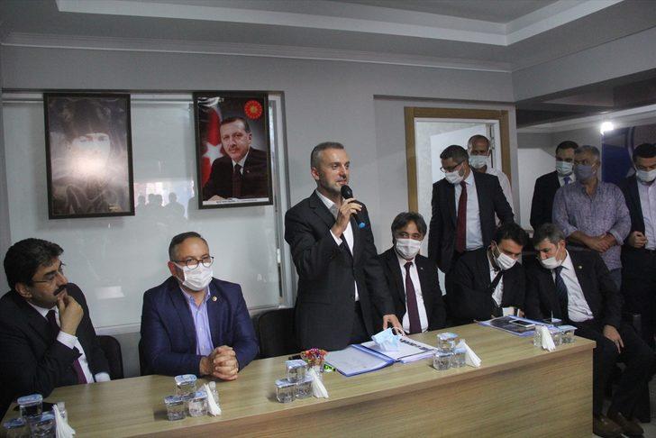 AK Parti Genel Başkan Yardımcısı Kandemir, Zara'da partililerle buluştu G1