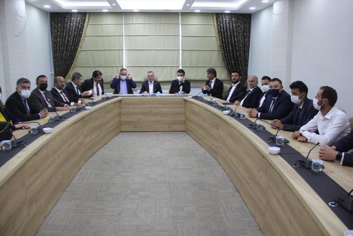 AK Parti Genel Başkan Yardımcısı Kandemir, Zara'da partililerle buluştu G3