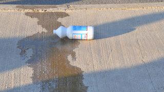 İlginç olay! Polis ekipleri takip ediyordu, birden çamaşır suyu içmeye başladı