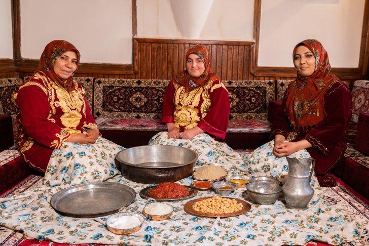 Kangal Akkaraman koyununun böbrek yağından yapılıyor! Lezzetini bilenler sıraya giriyor G1