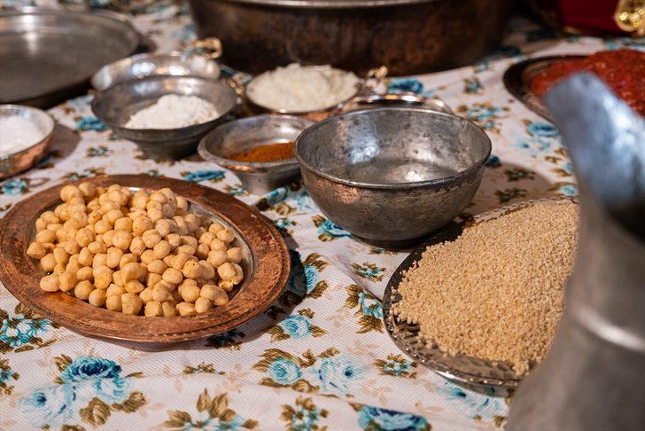 Sivas'ın yöresel lezzeti "Tonus köfte" özel günlerde sofraları lezzetlendiriyor G1