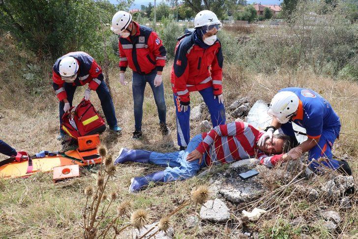 Bolu'da UMKE'nin eğitim tatbikatı gerçeğini aratmadı G1