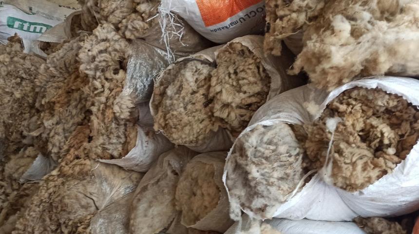 Eskişehir'de 70 yıldır yün satan adam: Amerika havada kapıyor, Türkiye yüzüne bakmıyor