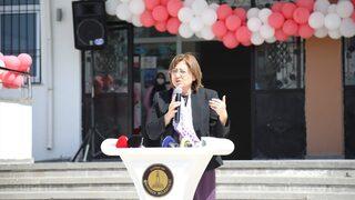 Gaziantep'te okula başlayan 60 bin öğrenciye çanta ve kırtasiye malzemesi dağıtıldı