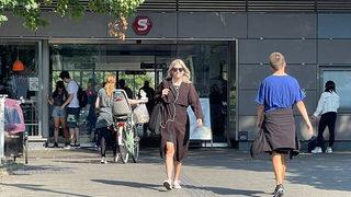 Salgını kontrol altına aldık deyip bütün önlemleri kaldırdılar