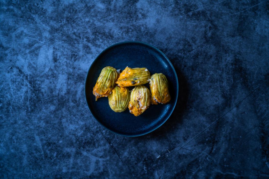 Kabak &ccedil;i&ccedil;eği dolması nasıl yapılır? Kabak &ccedil;i&ccedil;eği dolması malzemeleri neler?