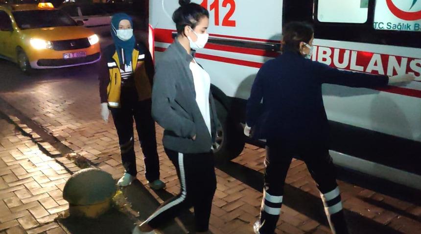 Karab&uuml;k'te ilgin&ccedil; olay! Taksi &uuml;cretini &ouml;demek istemedi, polisleri g&ouml;r&uuml;nce "Koronayım" dedi