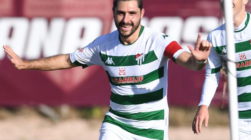 Bursaspor’dan ayrılan Özer Hurmacı boşta kaldı