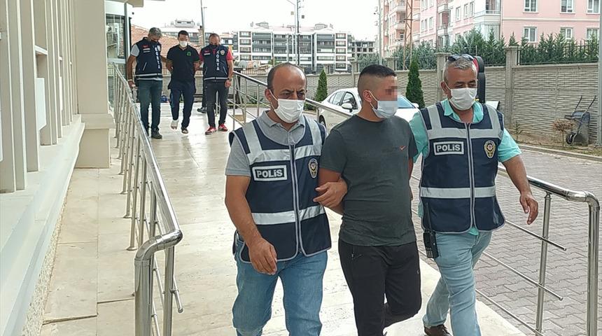 Eski nişanlısının kuzenleri tarafından darbedilip uçurumdan atıldı