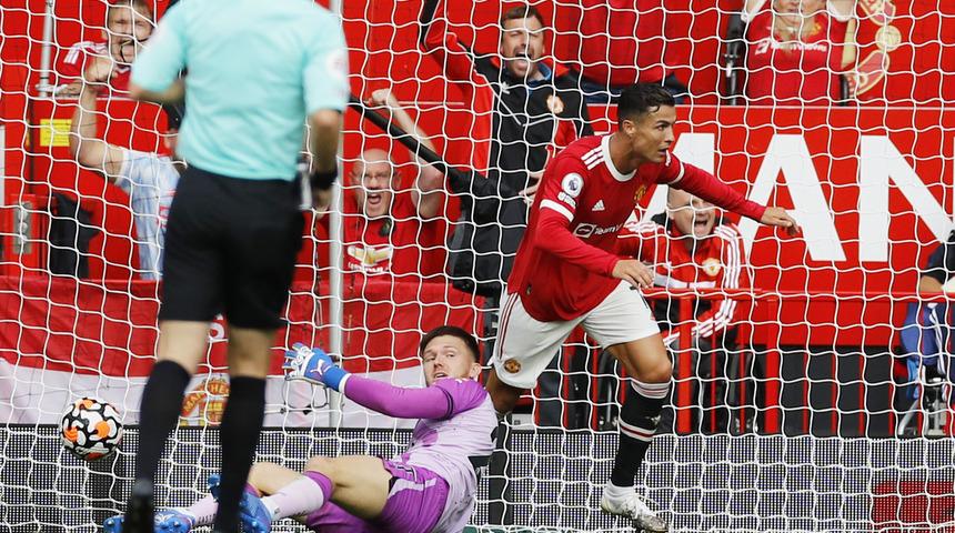 Ronaldo'dan, Manchester United'a efsane geri dönüş