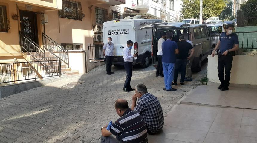 İzmir'de akrabasını bıçakla öldüren zanlı tutuklandı
