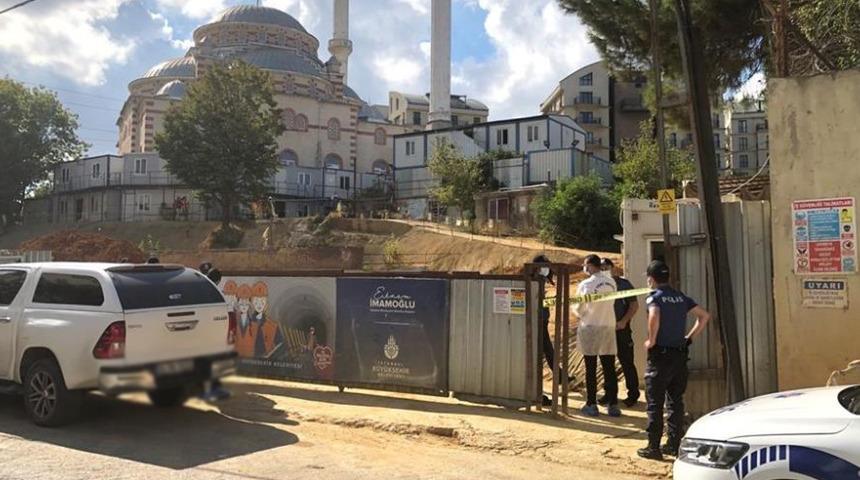 Sancaktepe'de metro inşaatında göçük: 1'i ağır 2 yaralı! Vatandaşlardan İBB'ye tepki