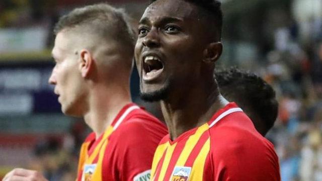  Bernard Mensah ilk golünü attı