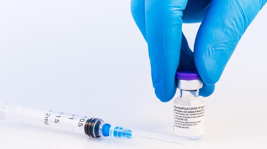 Pfizer cephesinden aylar sonra gelen çok konuşulacak aşı itirafı!