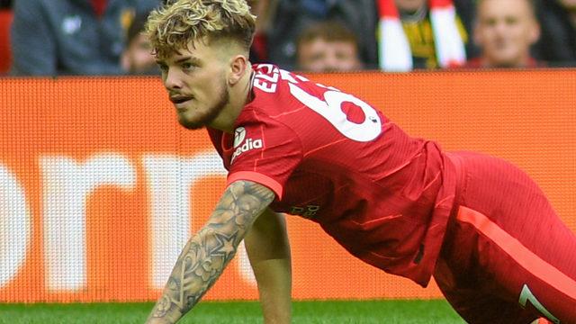 Liverpool'un genç oyuncusu Harvey Elliott'ın ayağı kırıldı