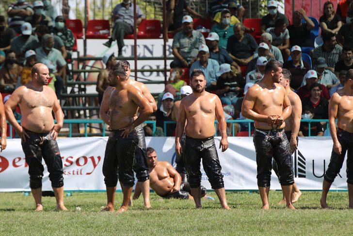 Merkezefendi Yağlı Güreşleri'nin başpehlivanı Ali Gürbüz oldu G3