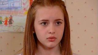 Herkes onu merak ediyordu! Selena'nın kızıl güzeli Selin'e bir de şimdi bakın