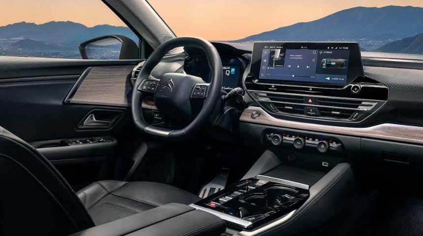 Yeni Citroen C5 X! Yeni tasarımı sedan, SUV ve SW detaylarıyla dikkat çekiyor