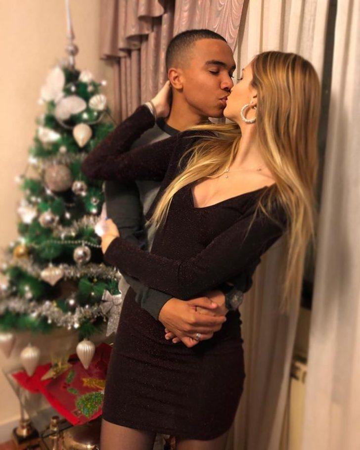 Galatasaray'ın yeni yengesi ateşli pozlarıyla akılları baştan alıyor G3