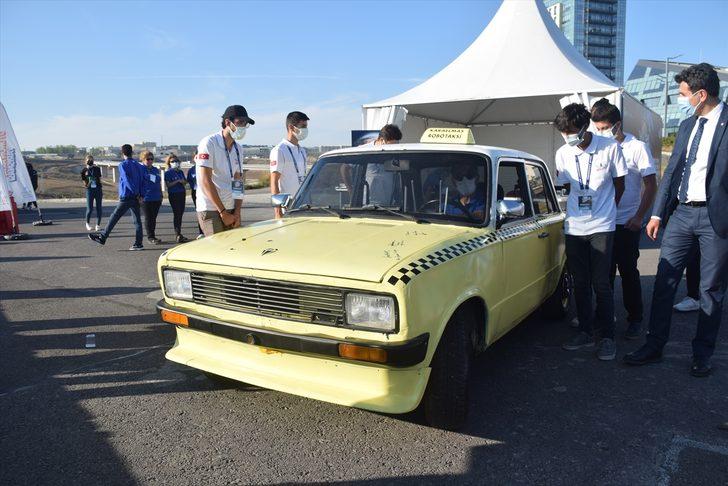 Cumhurbaşkanlığı Savunma Sanayii Başkanı Demir, TEKNOFEST'te yarışlara katılan otonom araçları inceledi: G4