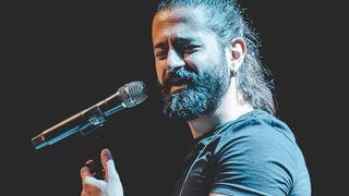 Ünlü şarkıcı Koray Avcı'nın babası vefat etti