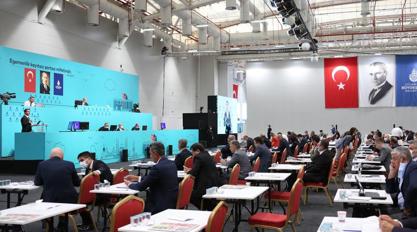 İBB Meclisi&rsquo;nde, "İETT Ara&ccedil; Alım ve Bakım İşleri İnceleme ve Araştırma Komisyonu" kurulma teklifi kabul edildi