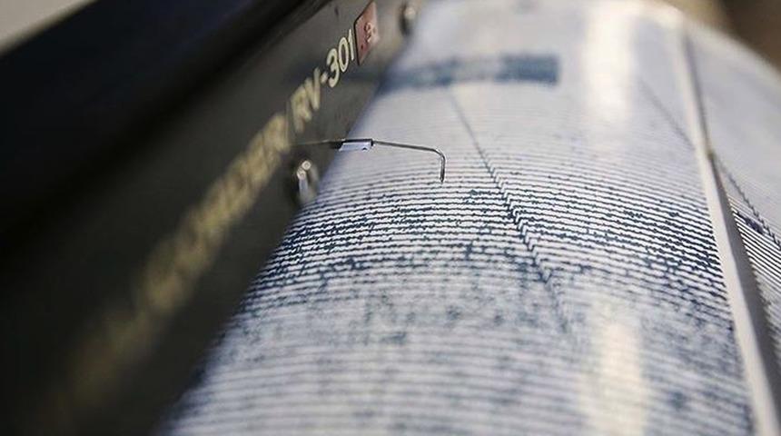 Japonya'da 6.2 büyüklüğünde deprem