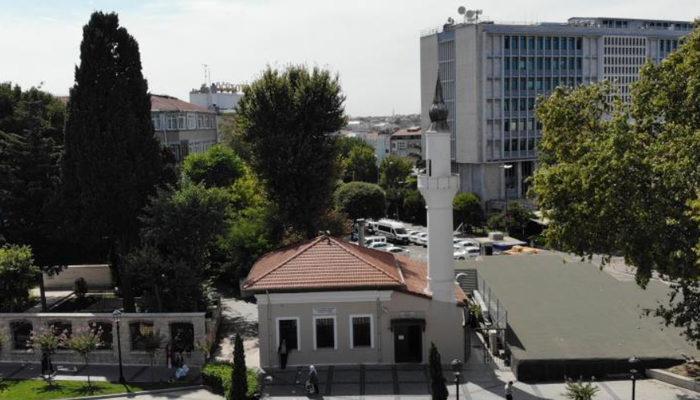 İstanbul'un en uzun isimli camisi! Adını kimse söyleyemiyor