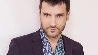 Sinan Özen yedi kez ameliyat olan minik kızıyla ilk kez tatil yaptı