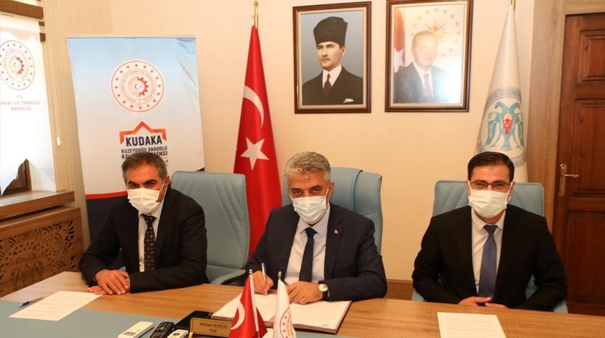 Erzincan'ın kış sporları merkezi Ergan Dağı, yama&ccedil; evlerle turizme kazandırılacak