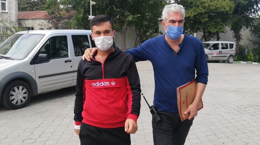 Samsun'da eski kız arkadaşının kardeşi tarafından bıçaklanan kişi ağır yaralandı