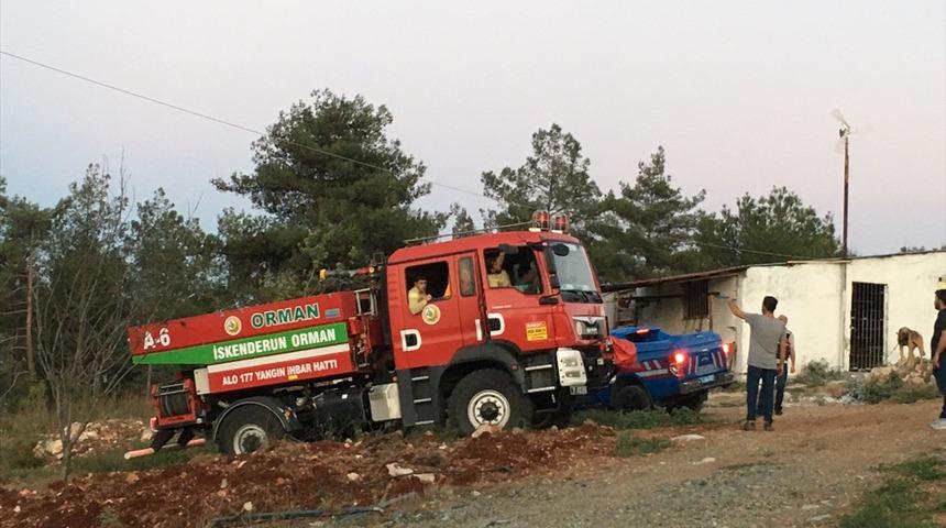 G&Uuml;NCELLEME - Hatay'da &ccedil;ıkan orman yangını havadan ve karadan m&uuml;dahaleyle kontrol altına alındı