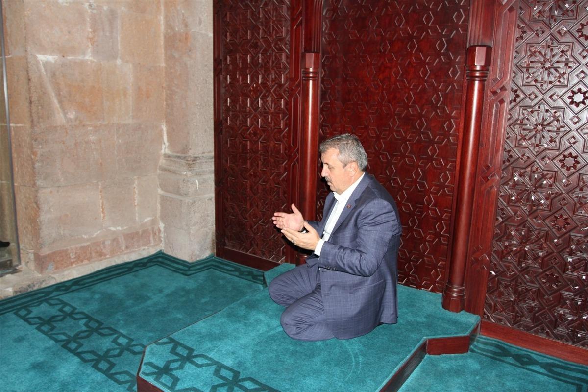 BBP Genel Başkanı Destici Ani &Ouml;ren Yeri'ni ziyaret etti
