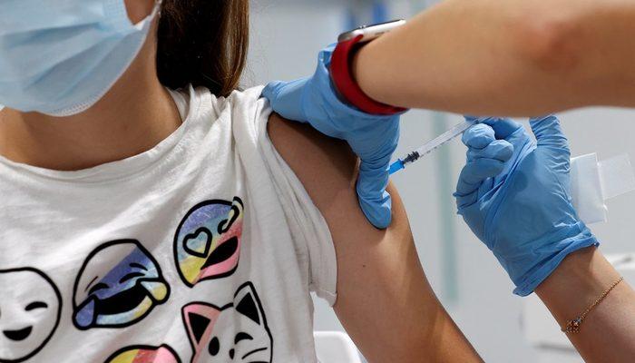 Covid-19 aşısı: Tüm çocuklara aşı yapılması gerekiyor mu?