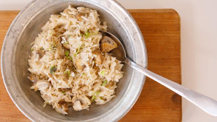 Mantarlı kaşarlı pilav nasıl yapılır? MasterChef mantarlı kaşarlı pilav tarifi ve malzemeleri neler? G2