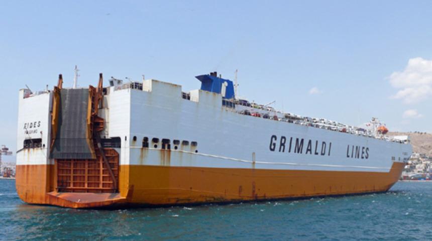 Ro-Ro gemisi karaya oturdu