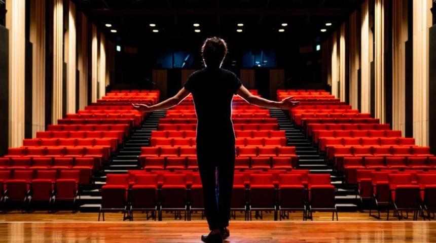 Şehir Tiyatroları oyunları iptal