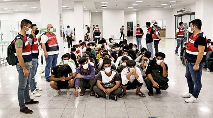 Türkiye yasadışı göçün ilk hedefi