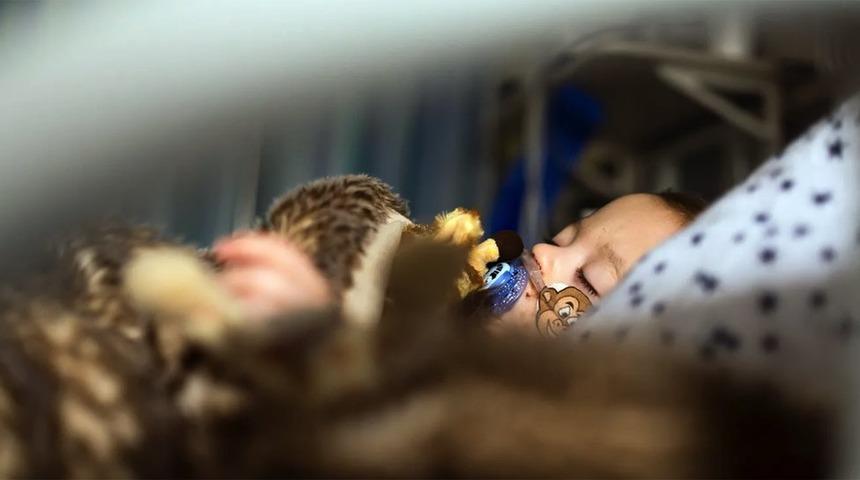 RSV: Solunum yolu hastalıklarına yol açan virüs son dönemde çocuklarda neden daha fazla görülüyor?