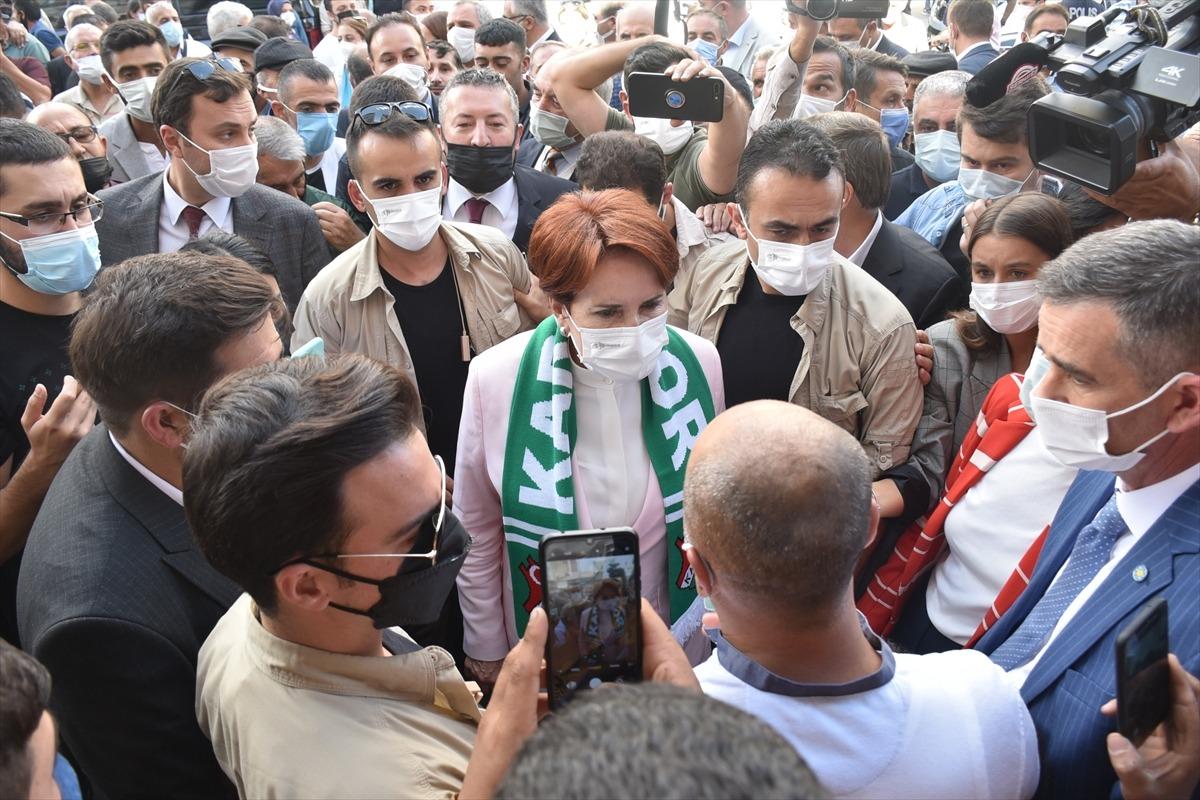 İYİ Parti Genel Başkanı Akşener Kars'ta esnafı ziyaret etti