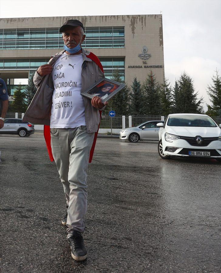 Kızı terör örgütü tarafından kaçırılan baba, "HDP'ye hazine yardımının" kesilmesini istedi G4