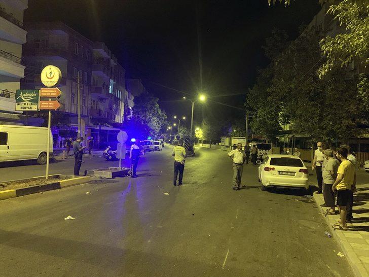 Adıyaman'da park halindeki otomobile çarpan motosikletin sürücüsü ağır yaralandı G2