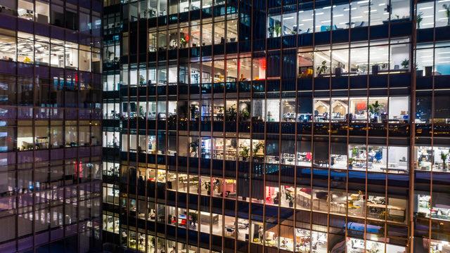  Amazon, Apple, Google, Facebook, Microsoft... Teknoloji devleri çalışanlarına ne kadar maaş veriyor?